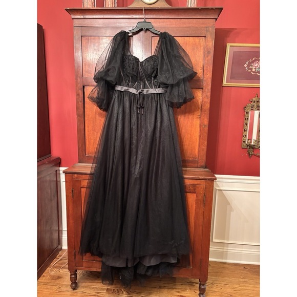 Dresses & Skirts - Vintage Black Tulle Ball Gown Dress Beaded Corset Lace Up Puff Sleeves Size 1O